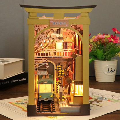 Book Nook - Sakura Holiday (Kirschblütenfest) Produktbild auf booknook.de