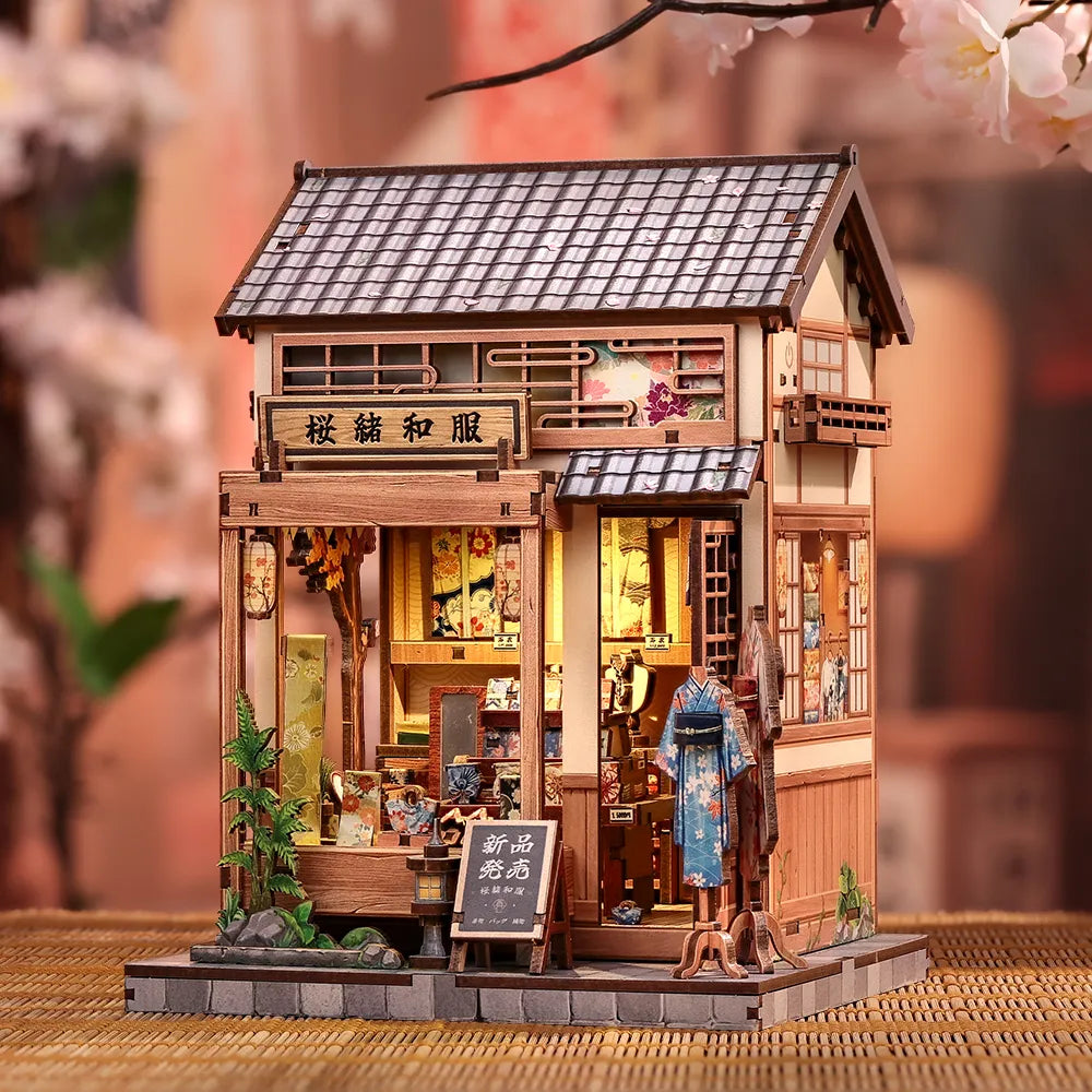 Seitliche Ansicht des Book Nook - Sakura O Kimono Shop mit gut sichtbaren Elementen