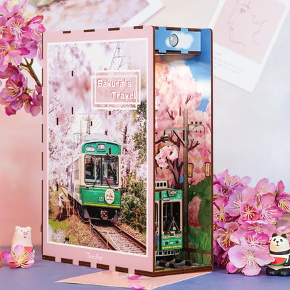 Book Nook - Sakura's Travel (Eine Kirschblütenreise) Produktbild auf booknook.de