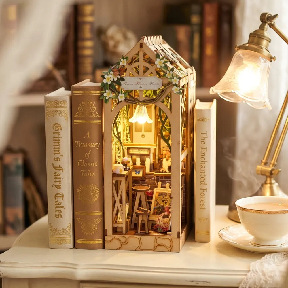 Book Nook - Serene Flower House