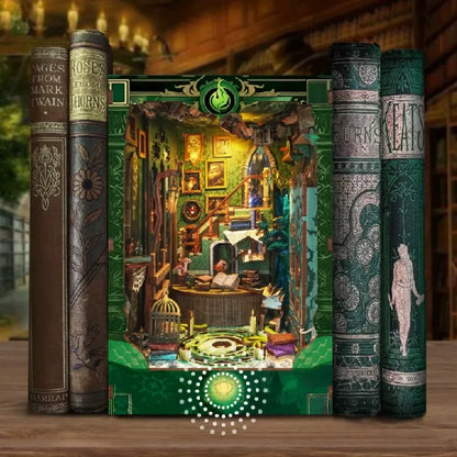 Book Nook - Snake House mit Touch-Switch-Lichtfunktion