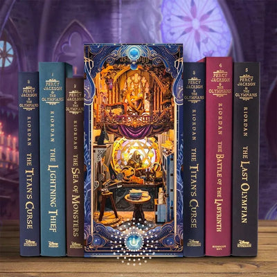 Booknook - Star Map Secrets Gesamtansicht mit detaillierter Szenerie