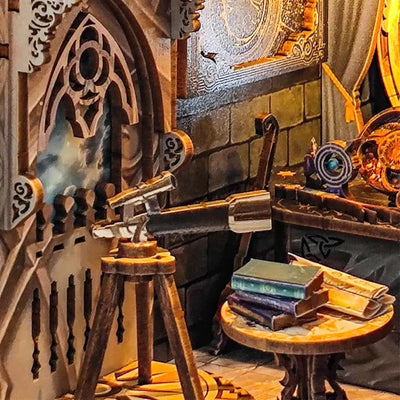 Detailansicht eines dekorativen Elements im Booknook - Star Map Secrets mit feinen Details
