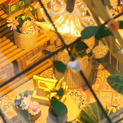 Detailansicht eines dekorativen Elements im Book Nook - Sunshine Flower House mit feinen Details