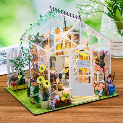 Seitliche Ansicht des Book Nook - Sunshine Flower mit gut sichtbaren Elementen