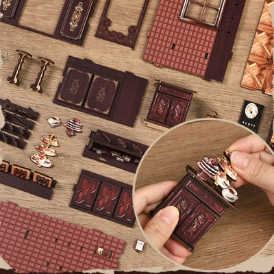 Detailansicht des Book Nook - Sweet Chapter mit präzise geschnittenen Holzteilen aus hochwertigem Material