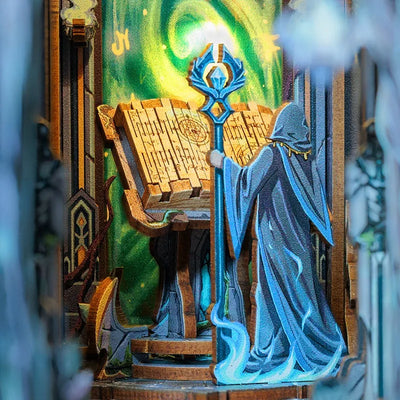 Nahaufnahme des Book Nook - The Gate of Wonderland mit reichhaltigen Details