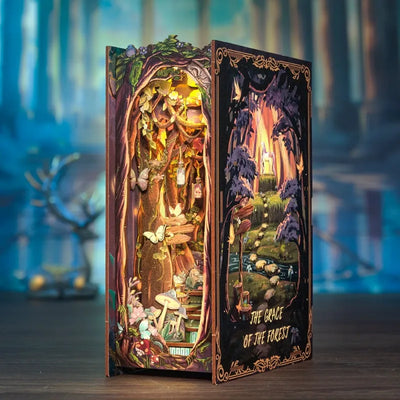 Book Nook - The Grace of The Forest Gesamtansicht mit detaillierter Szenerie