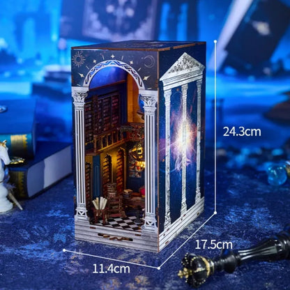 Book Nook - The Secret Scroll of the Galaxy mit detaillierten Abmessungen