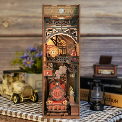 Book Nook - The Steam Age (Dampfzeitalter) Produktbild auf booknook.de