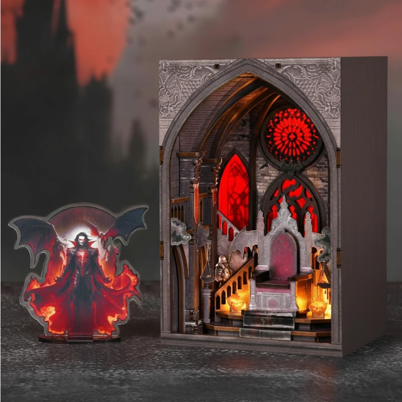 Seitliche Ansicht des Book Nook - Throne of Blood mit gut sichtbaren Elementen