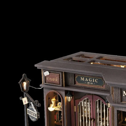 Nahaufnahme des Miniatur Haus - Vintage Coffee Shop mit reichhaltigen Details