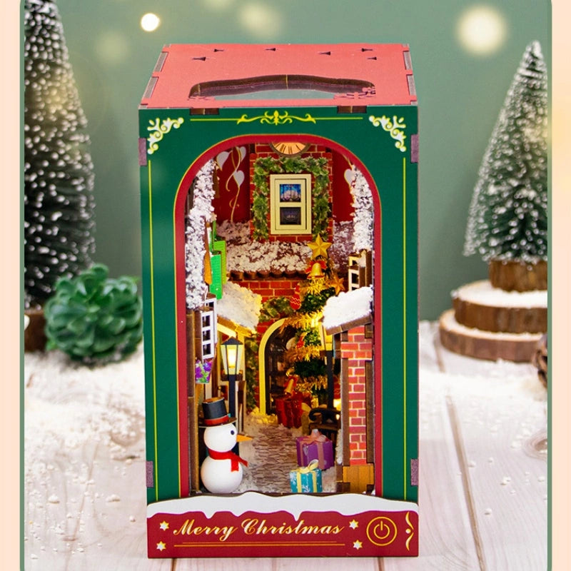 Book Nook - Winter Of Christmas Gesamtansicht mit detaillierter Szenerie