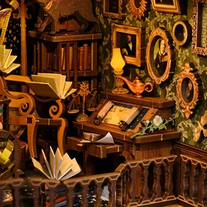 Book Nook - Wonder Library (Wunderbare Bibliothek) Detailansicht auf booknook.de