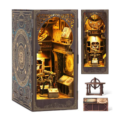Museum of Astronomy con pannello celeste e strumenti separati