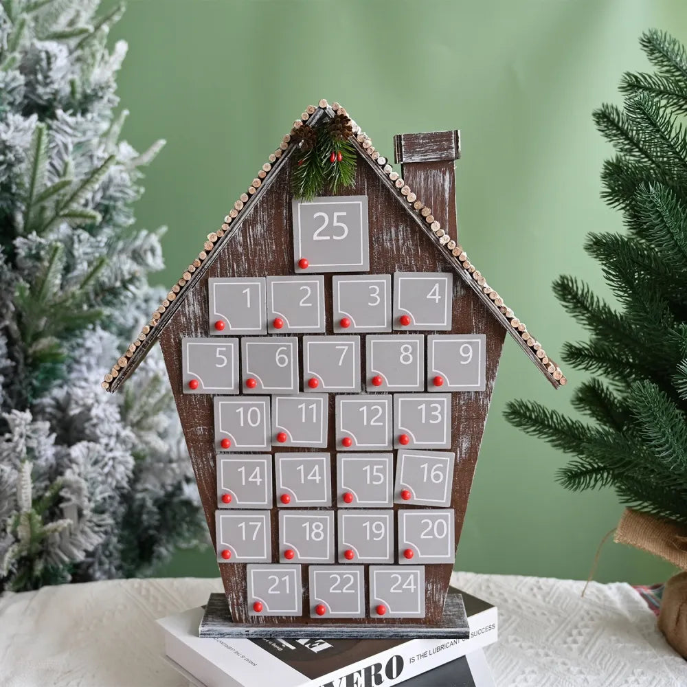 Graues Holzhaus Adventskalender Gesamtansicht mit detaillierter Szenerie