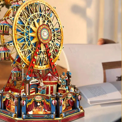 Seitliche Ansicht des DIY Holz-Spieluhr - Century Ferris Wheel mit gut sichtbaren Elementen