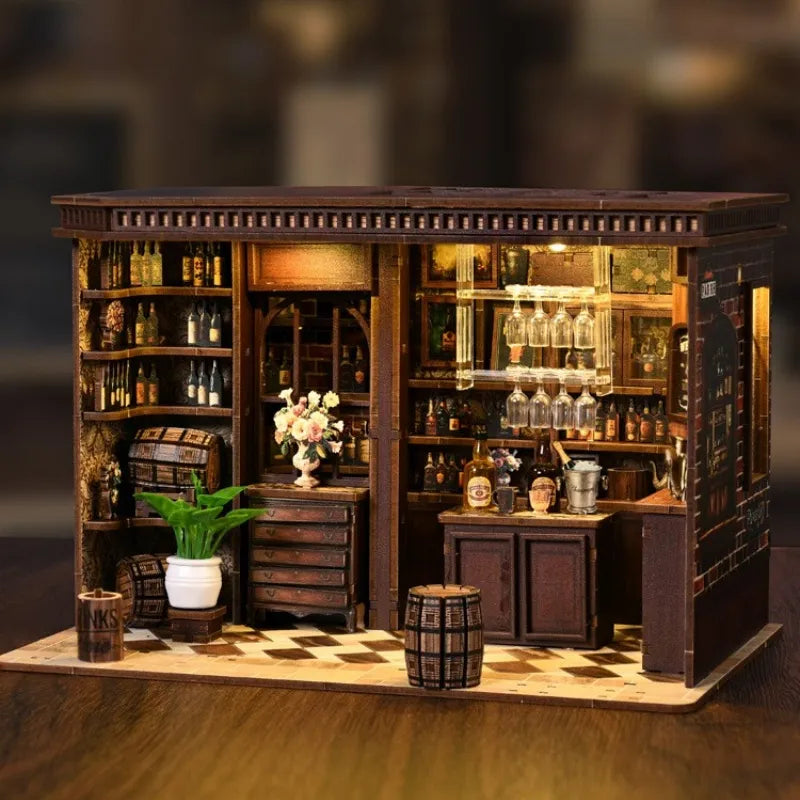 Seitliche Ansicht des Miniatur Haus Bausatz - Corner Tavern mit gut sichtbaren Elementen