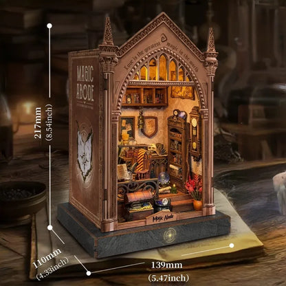 Miniatur Haus Bausatz - Magic Abode mit detaillierten Abmessungen