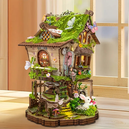 Seitliche Ansicht des Miniatur Haus Bausatz - Rowan's Treehouse mit gut sichtbaren Elementen