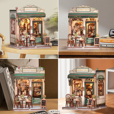 Miniatur Haus Bausatz - Sunny Cafe dekorativ auf einem Schreibtisch platziert