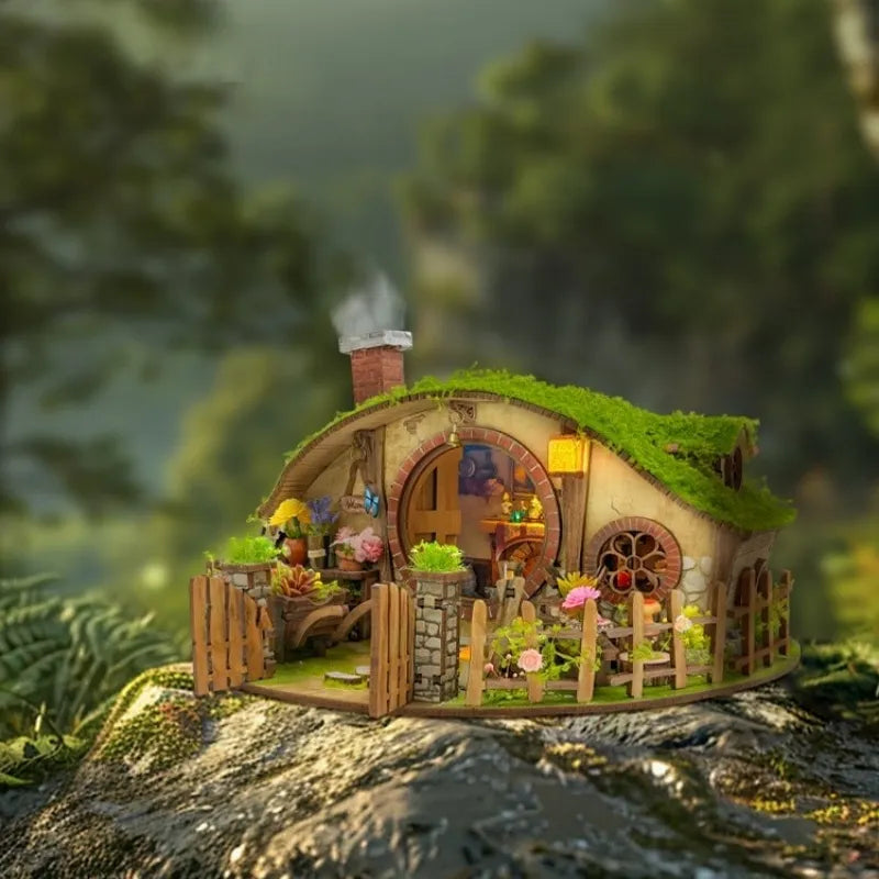 Seitliche Ansicht des Miniatur Haus Bausatz - The Magic Ring House mit gut sichtbaren Elementen