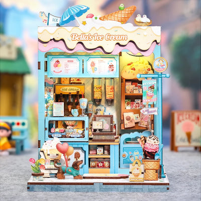 Vista frontale di Bella's Ice Cream con vetrina, cassa e stazione dei coni