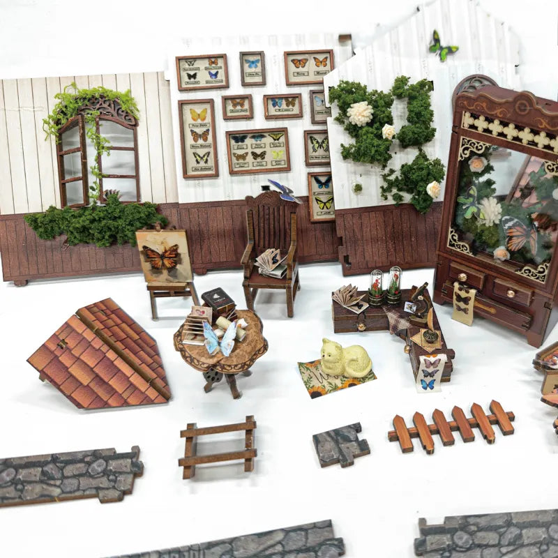 Detailansicht des Miniatur Haus - Butterfly House mit präzise geschnittenen Holzteilen aus hochwertigem Material