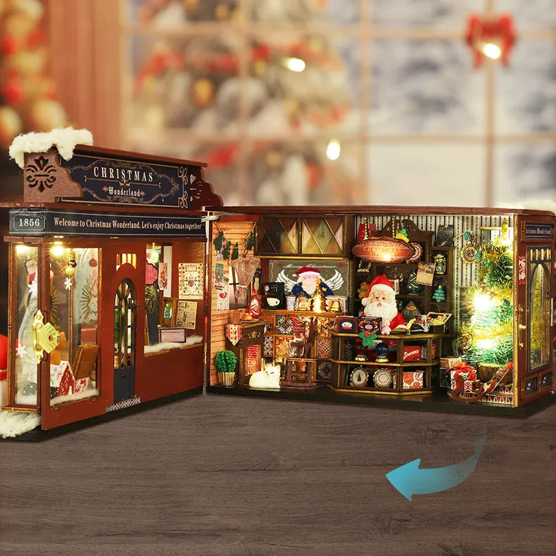 Innenansicht des Miniatur Haus - Christmas Wonderland mit detaillierten Dekorationselementen