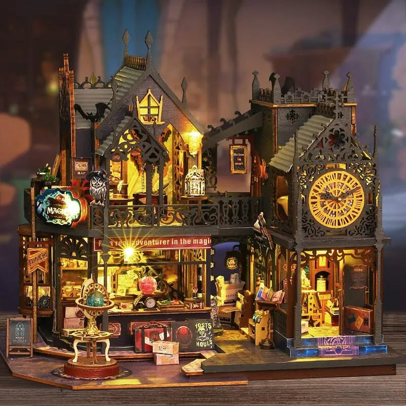 Miniatur Haus - Holo Magic City Gesamtansicht mit detaillierter Szenerie