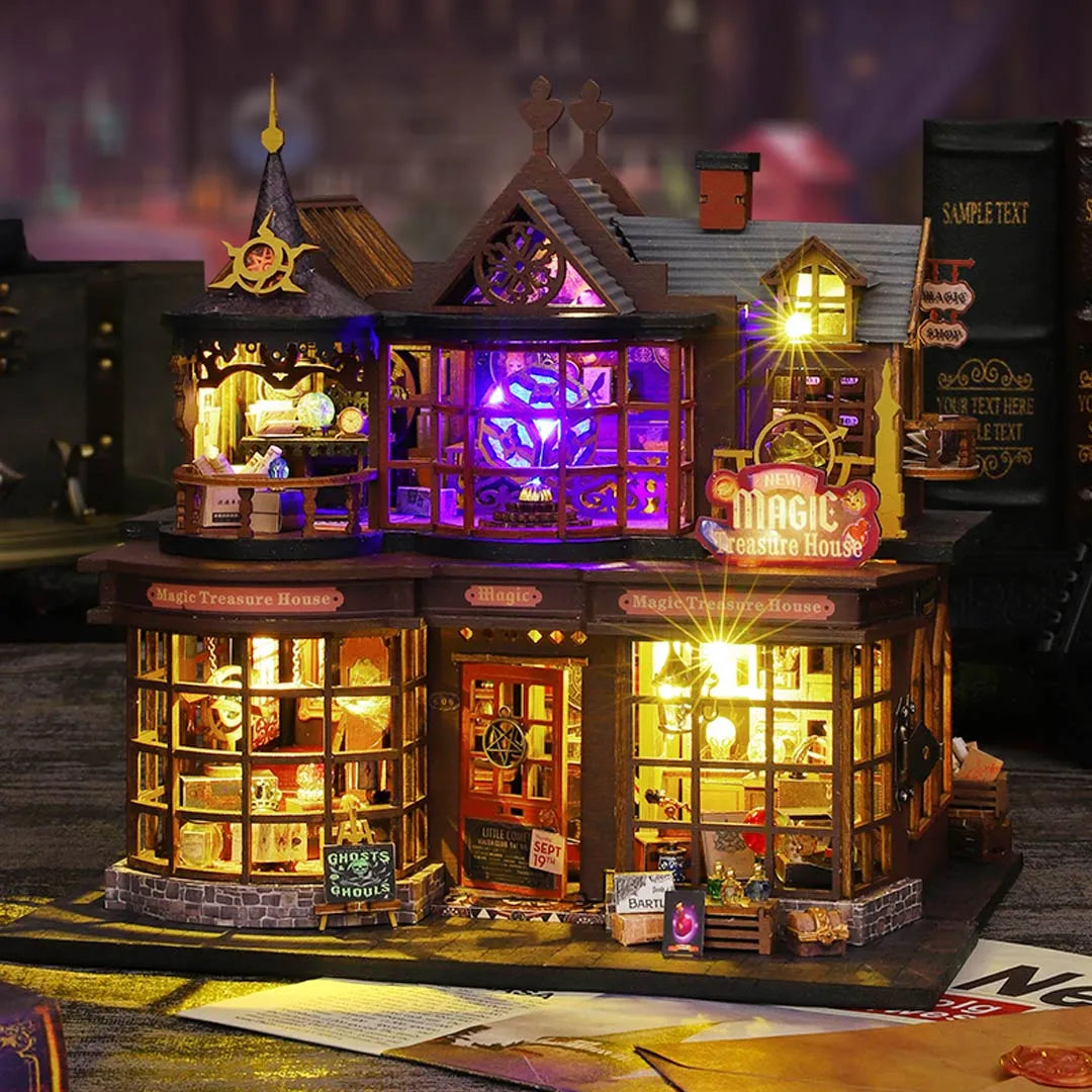 Miniatur Haus - Magic Treasure House Gesamtansicht mit detaillierter Szenerie