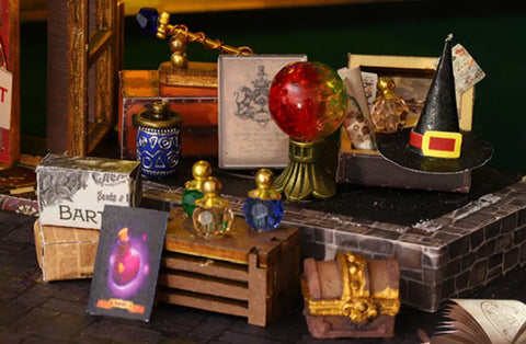 Detailansicht eines dekorativen Elements im Miniatur Haus - Magic Treasure House mit feinen Details