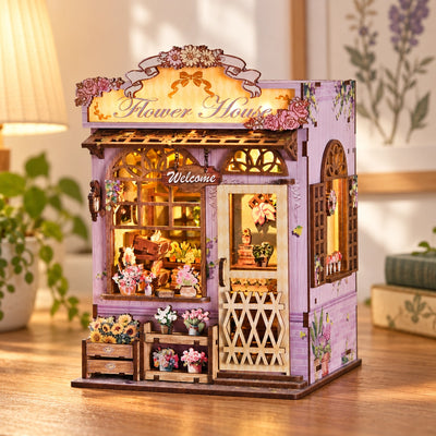 Quiet Corner Flower House – Schräge Frontansicht des lavendelfarbenen Blumenladens