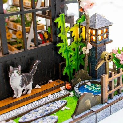 Miniatur Haus -Spring Sakura Greenhouse